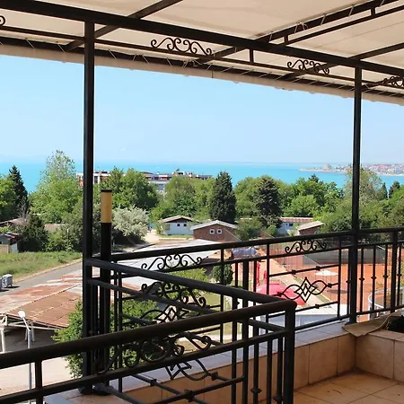 Flowers Affittacamere