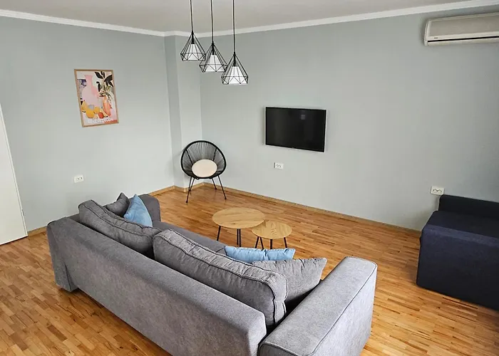 Gæstehus Flowers 4*